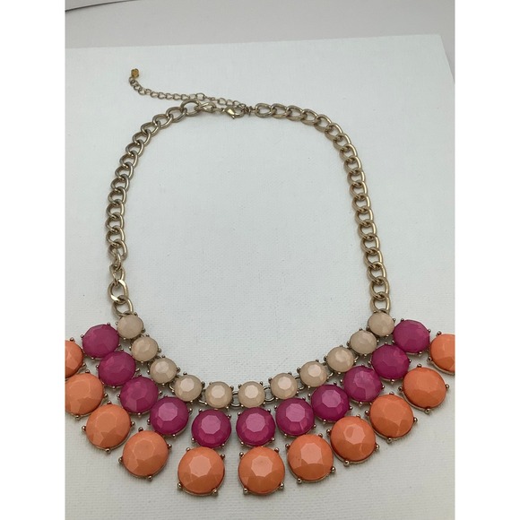 Color Block Statement Necklace Coral Pink Nude Faceted Beads Gold Chain - Picture 2 of 3
